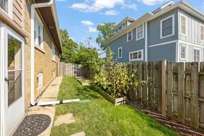 1002 N President Street, Wheaton, IL 60187 - Photo 20