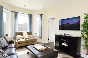 2904 W Diversey Ave, Chicago, IL 60647 - Photo 4