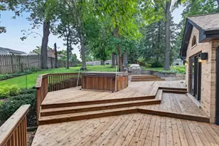 9S565 Allison Ct, Willowbrook, IL 60527 - Photo 24