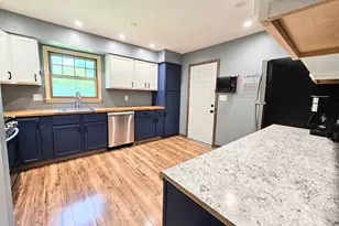 3308 Pleasant Valley Blvd, Rockford, IL 61114 - Photo 10