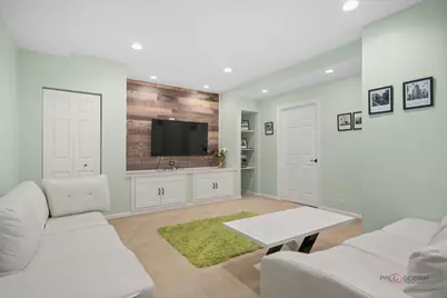 1121 Williamsburg Circle, Grayslake, IL 60030 - Photo 22