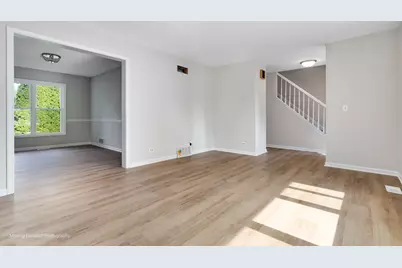 1020 Prairie View Court, Naperville, IL 60563 - Photo 6