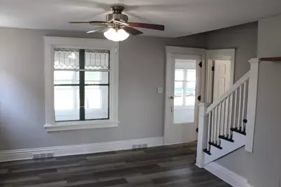 765 Columbia Street, Aurora, IL 60505 - Photo 6