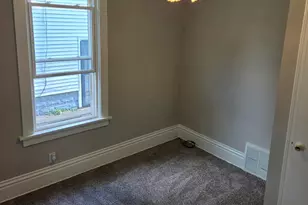 765 Columbia St, Aurora, IL 60505 - Photo 4