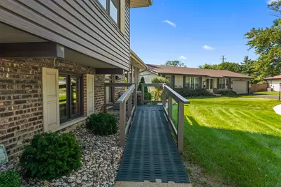 15065 Avenida Del Este Street, Orland Park, IL 60462 - Photo 2
