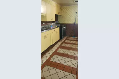 [Address not provided], Dolton, IL 60419 - Photo 4