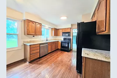 5841 Hoylake Drive, Rockford, IL 61107 - Photo 12