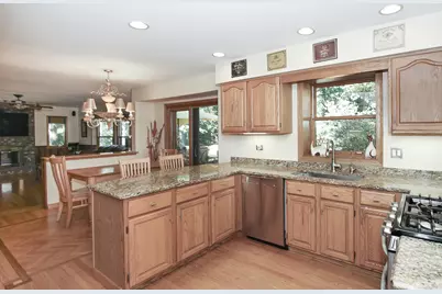 24530 Hummingbird Court, Barrington, IL 60010 - Photo 10