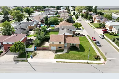 1670 N 5th Avenue, Melrose Park, IL 60160 - Photo 4