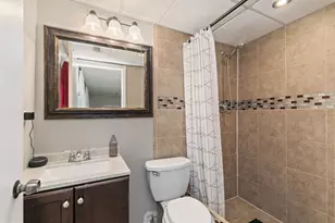 17 Joslyn Dr, Elgin, IL 60120 - Photo 22