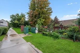 2458 W Grace St, Chicago, IL 60618 - Photo 20