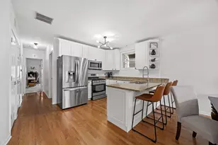 1916 W Belmont Ave, Chicago, IL 60657 - Photo 6