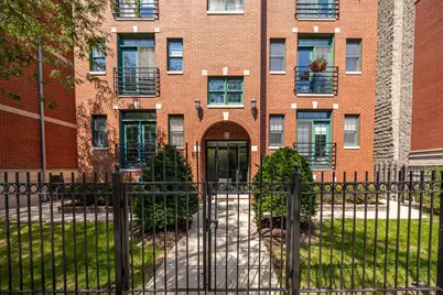 1916 W Belmont Avenue #2E, Chicago, IL 60657 - Photo 14