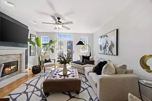 1916 W Belmont Ave, Chicago, IL 60657 - Photo 2