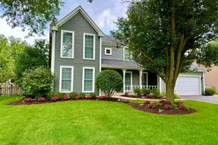 2031 Burnham Pl, Wheaton, IL 60189 - Photo 1