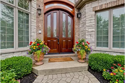 7229 Roxbury Court, Long Grove, IL 60060 - Photo 2