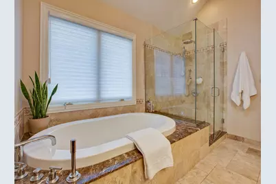 7229 Roxbury Court, Long Grove, IL 60060 - Photo 20