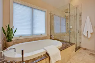 7229 Roxbury Ct, Long Grove, IL 60060 - Photo 20