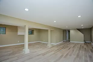 7521 S Champlain Ave, Chicago, IL 60619 - Photo 18