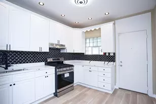 7521 S Champlain Ave, Chicago, IL 60619 - Photo 10