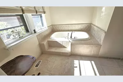 410 N Raynor Avenue #1W, Joliet, IL 60435 - Photo 38