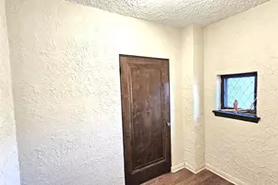 410 N Raynor Ave, Joliet, IL 60435 - Photo 32