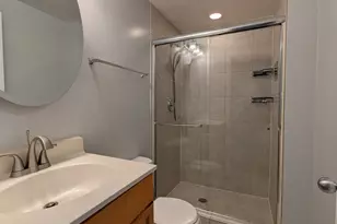 2451 W Harrison St, Chicago, IL 60612 - Photo 20