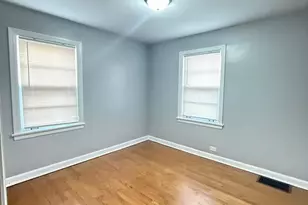 7529 W Rosedale Ave, Chicago, IL 60631 - Photo 8