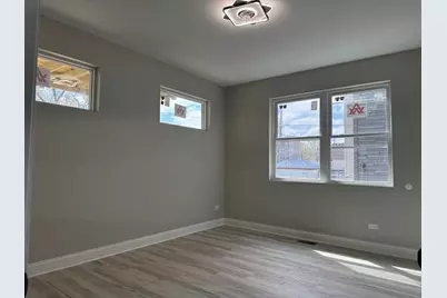 4933 W Walton Street, Chicago, IL 60651 - Photo 8