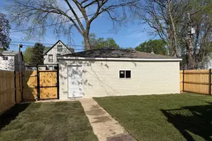 4933 W Walton St, Chicago, IL 60651 - Photo 20