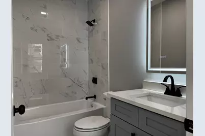 4933 W Walton Street, Chicago, IL 60651 - Photo 6