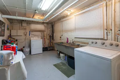 1451 W Berwyn Avenue #2, Chicago, IL 60640 - Photo 18