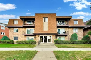 10830 Kilpatrick Ave, Oak Lawn, IL 60453 - Photo 1