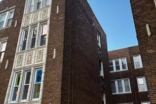 2840 W Addison St, Chicago, IL 60618 - Photo 1