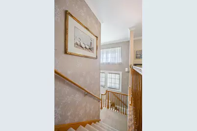 215 Parkchester Road, Elk Grove Village, IL 60007 - Photo 20