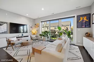 2550 W Fullerton Ave, Chicago, IL 60647 - Photo 2