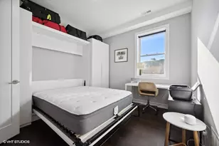 2550 W Fullerton Ave, Chicago, IL 60647 - Photo 14