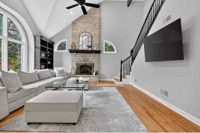 13701 Oak Tree Lane, Lemont, IL 60439 - Photo 8