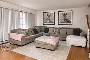 15W638 Virginia Ln, Elmhurst, IL 60126 - Photo 4
