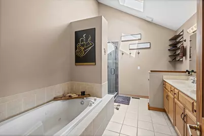 398 Essex Drive, Oswego, IL 60543 - Photo 14