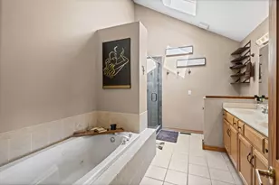 398 Essex Dr, Oswego, IL 60543 - Photo 14