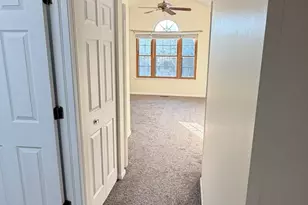 [Address not provided], Hoffman Estates, IL 60169 - Photo 22