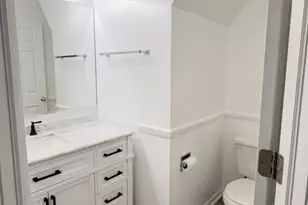 [Address not provided], Hoffman Estates, IL 60169 - Photo 4