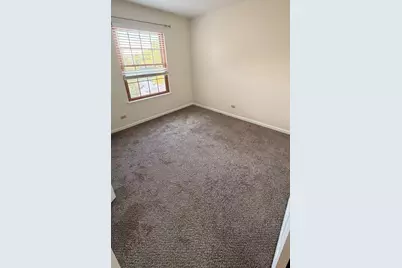 [Address not provided], Hoffman Estates, IL 60169 - Photo 18