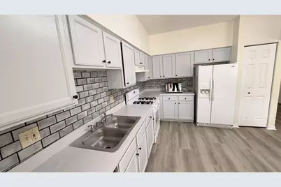 [Address not provided], Hoffman Estates, IL 60169 - Photo 6
