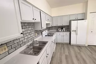 [Address not provided], Hoffman Estates, IL 60169 - Photo 6