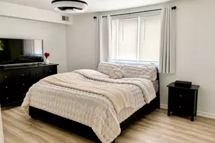 6257 S Newland Ave, Chicago, IL 60638 - Photo 8