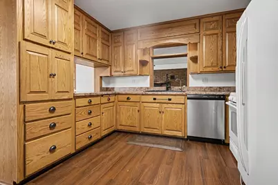 203 E Bullard Street, Forrest, IL 61741 - Photo 6