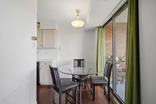 [Address not provided], Glenview, IL 60025 - Photo 12