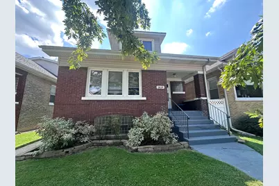 5839 W Eastwood Avenue, Chicago, IL 60630 - Photo 1